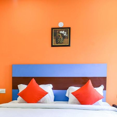 Capital O 67249 Hotel Planet Bhubaneswar Esterno foto