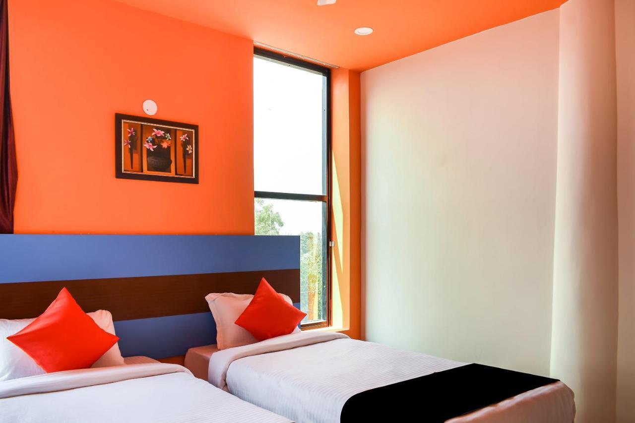 Capital O 67249 Hotel Planet Bhubaneswar Esterno foto